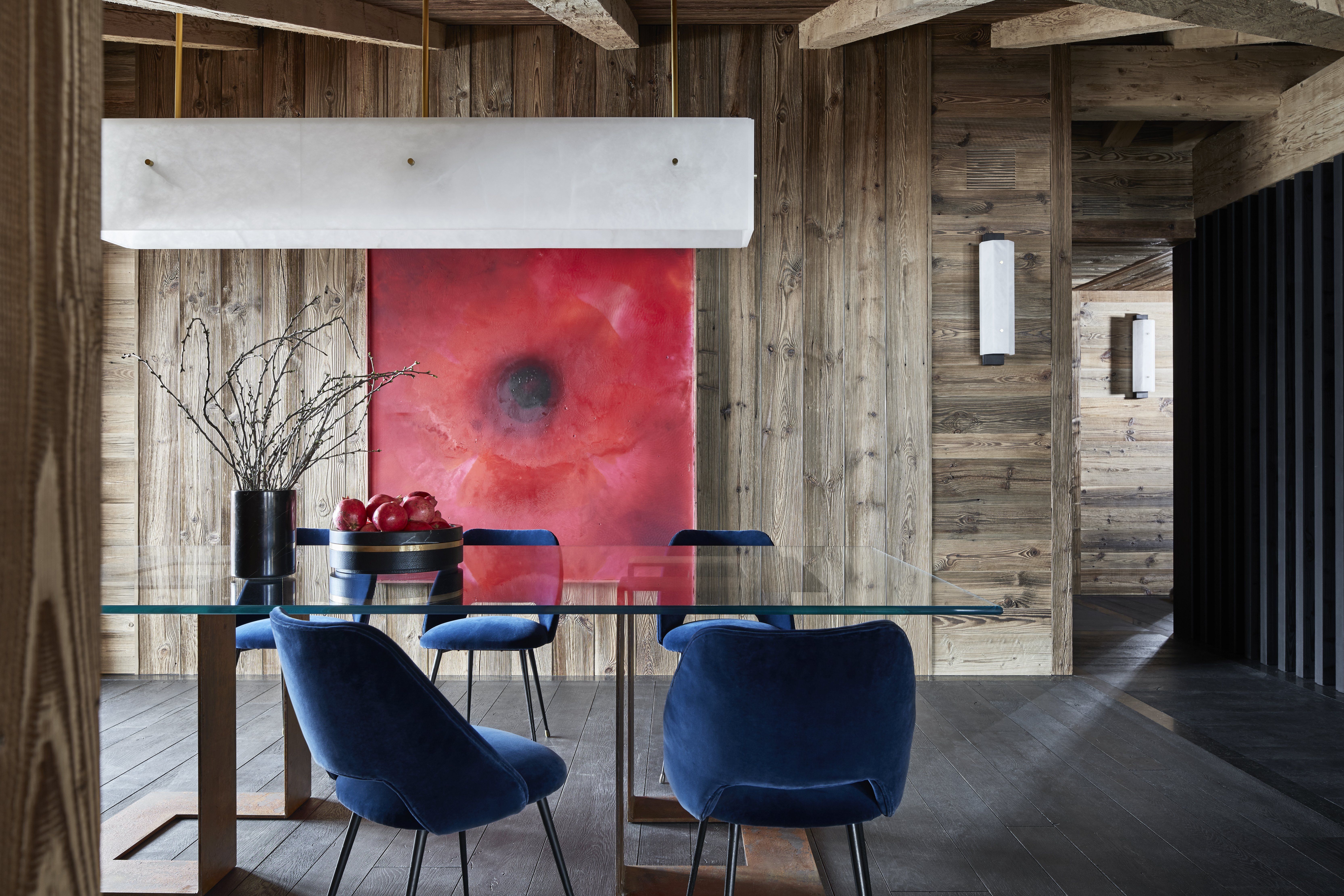 isvicre-alpleri’ndeki-sofistike-ve-luks-dag-evi (5)