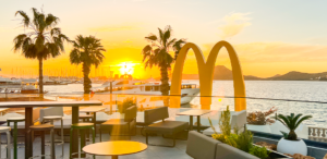 McDonald’s’ın 7 Harikası: Yaz Rotalarına Eşlik Eden 7 İkonik Durak